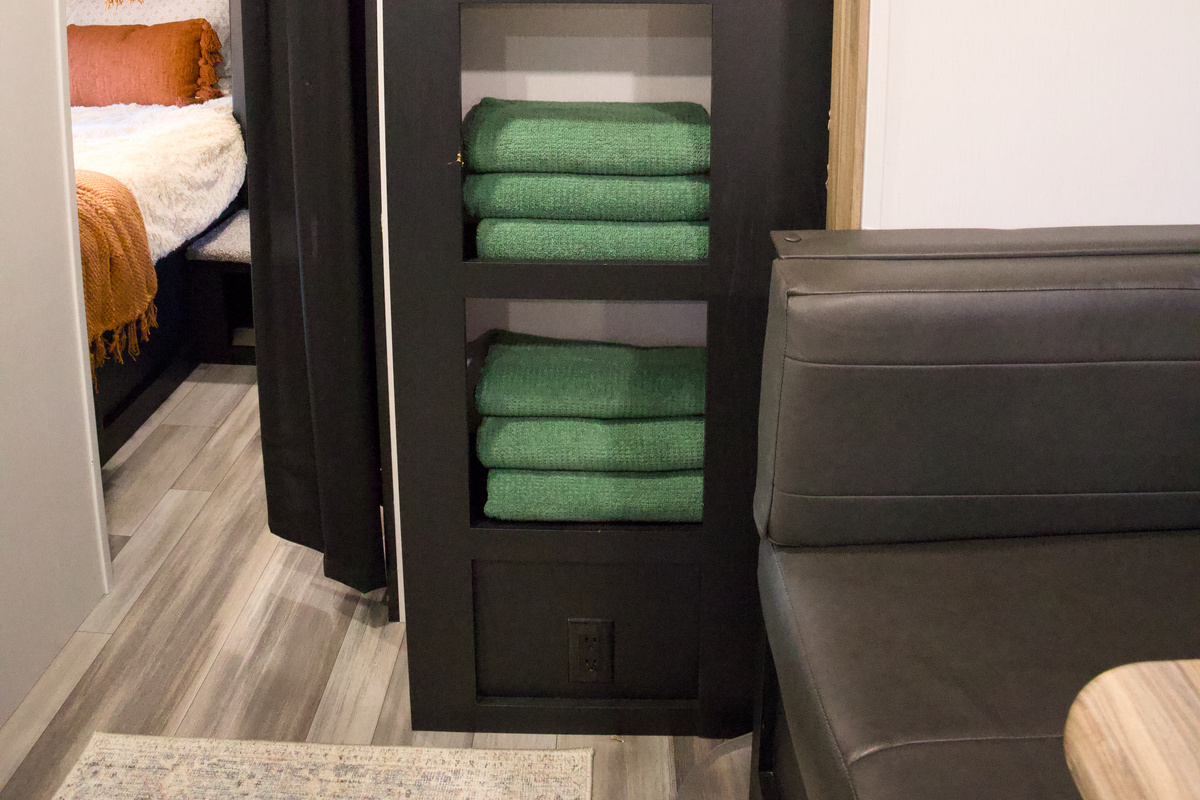 For each stay, you'll have access to our bath linens. We stock around 8 washcloths so if you think you'll need more, please bring them!