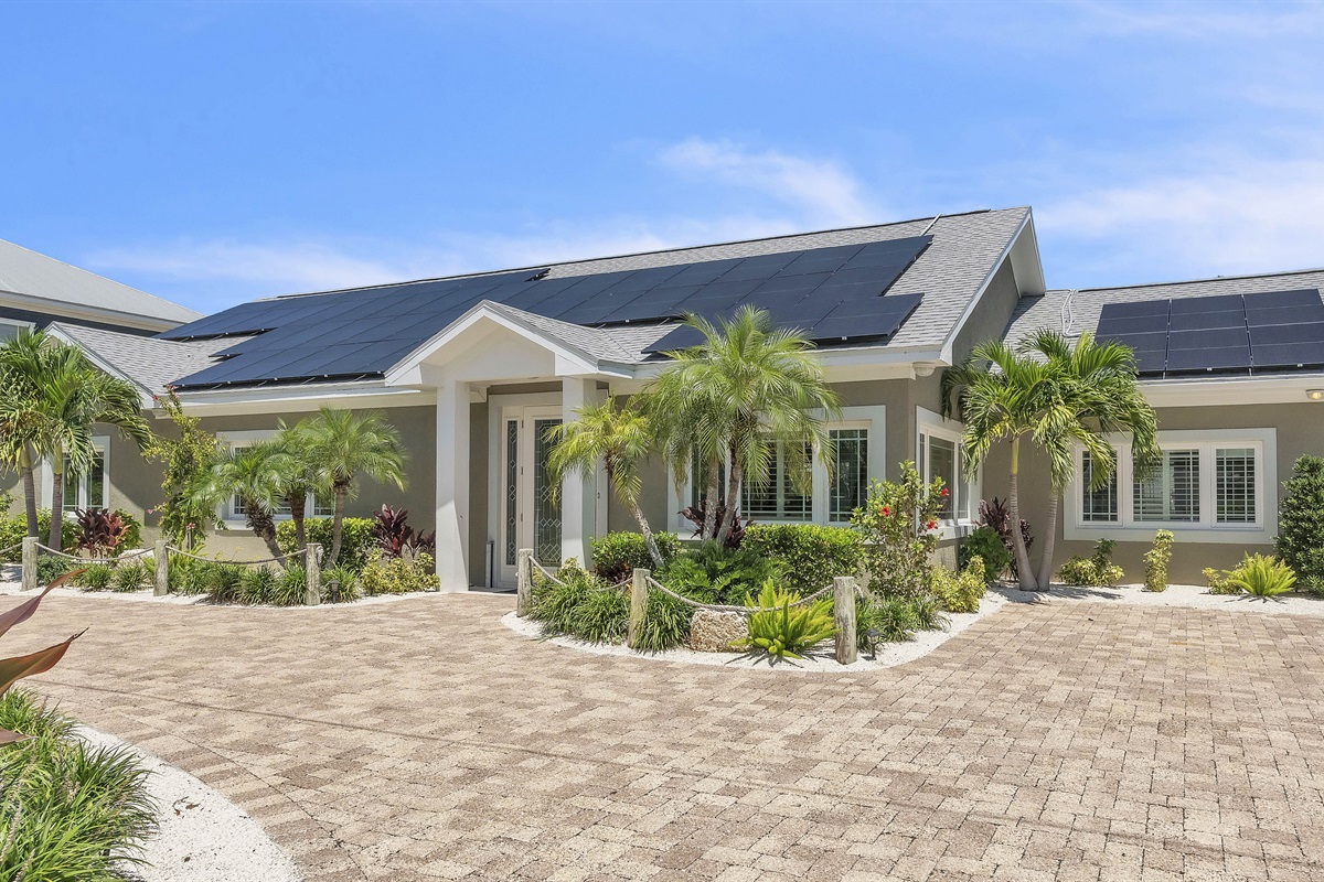 Exterior view of the AMI Beach House – Holmes Beach, Anna Maria Island