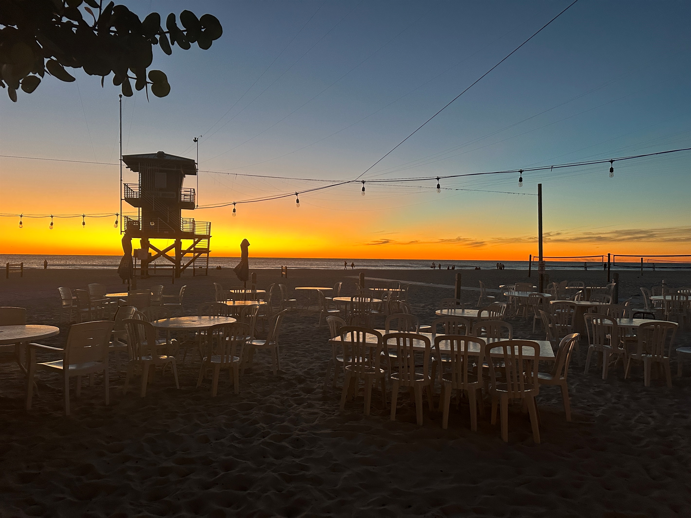 Anna Maria Island sunsets are an easy 9 mile drive from The Sideline Club. So many beaches to choose from when staying central too- allow AMI, Longboat and Siesta Keys as close proximity options as well.