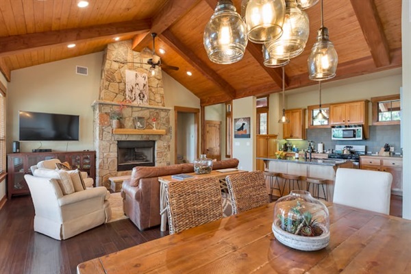Fireside in the Hills | 5 Star Resort & 4 Pools
