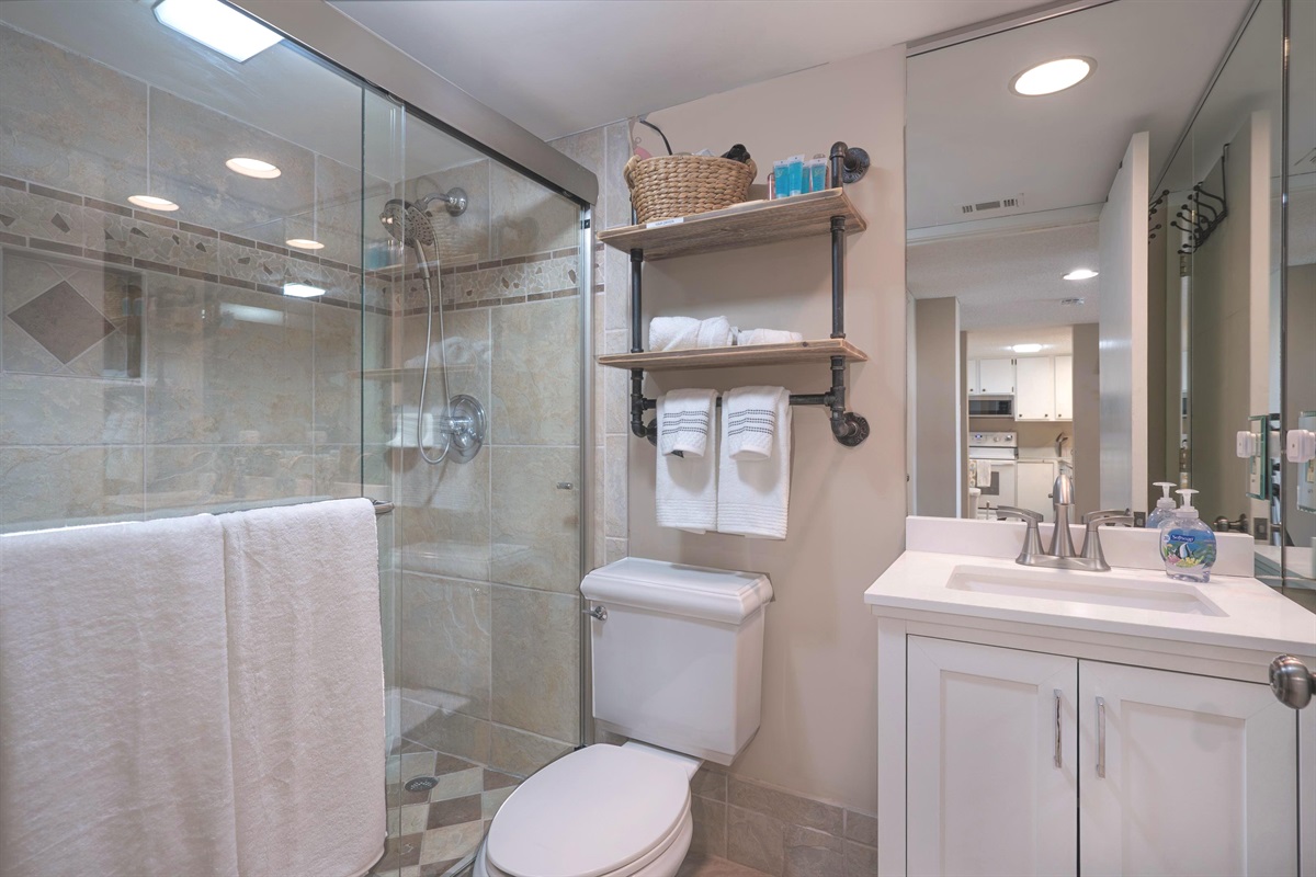 CONVENIENT WALK IN SHOWER!