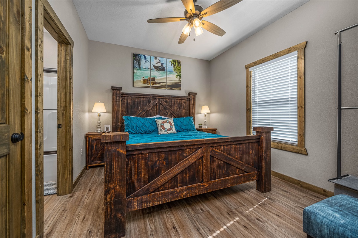 Main level King #2 with ensuite bathroom