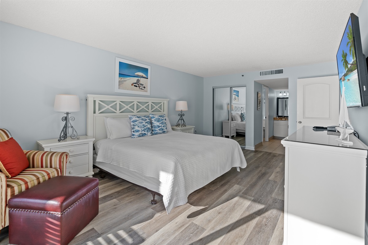 Spacious Main Bedroom with King Bed, ensuite and Balcony access