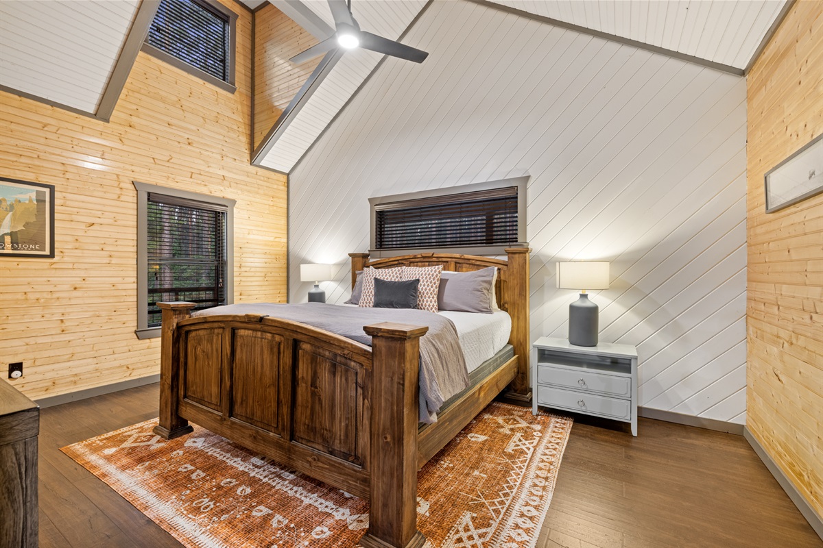Welcome to Yellowstone! King Suite honors the renowned Park. Spacious retreat, natural light, soaring ceilings.