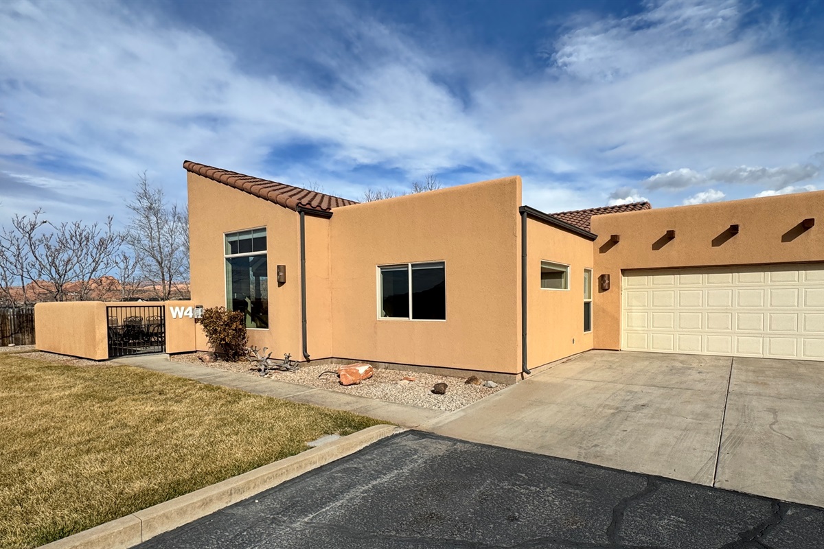 Welcome to Robert's Roost!