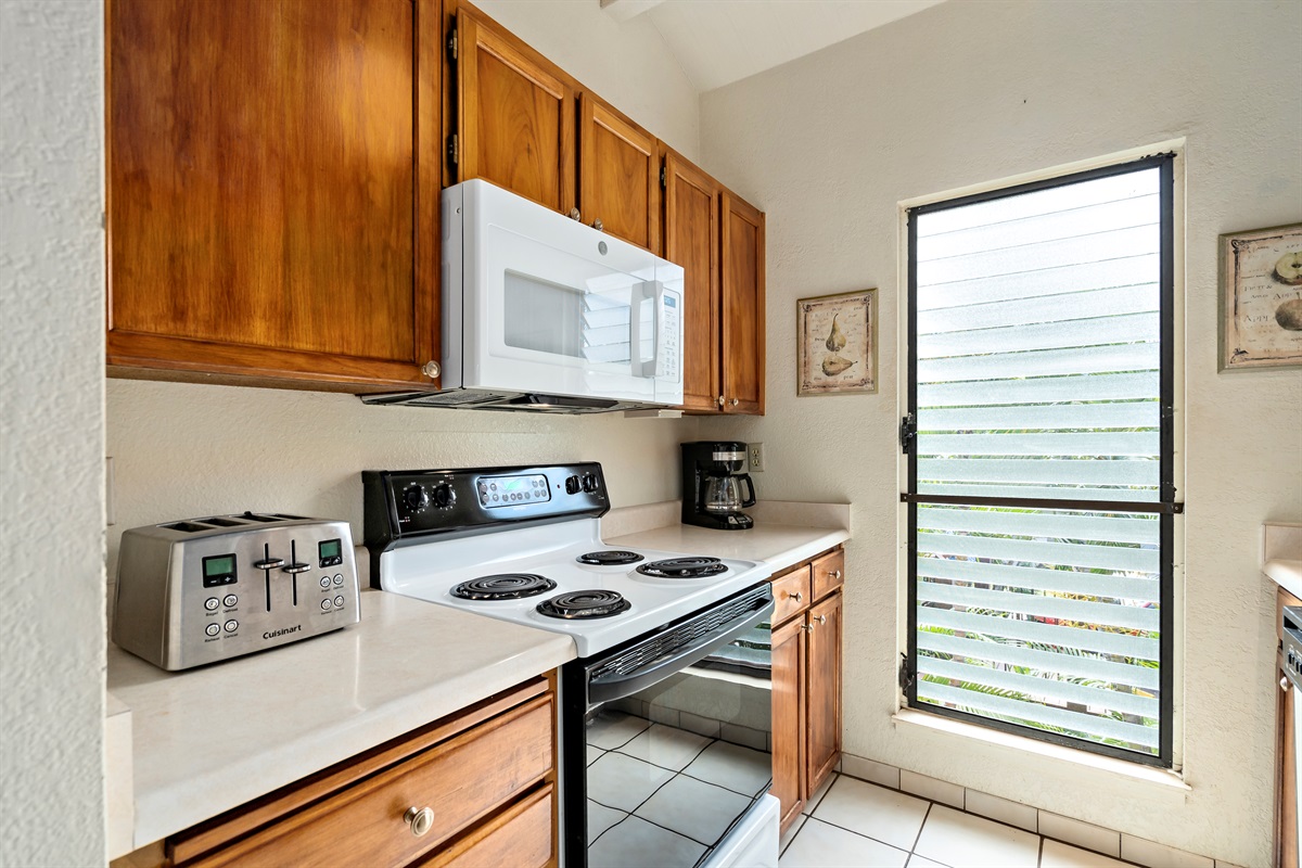 Fully equipped kitchen for the family chef
