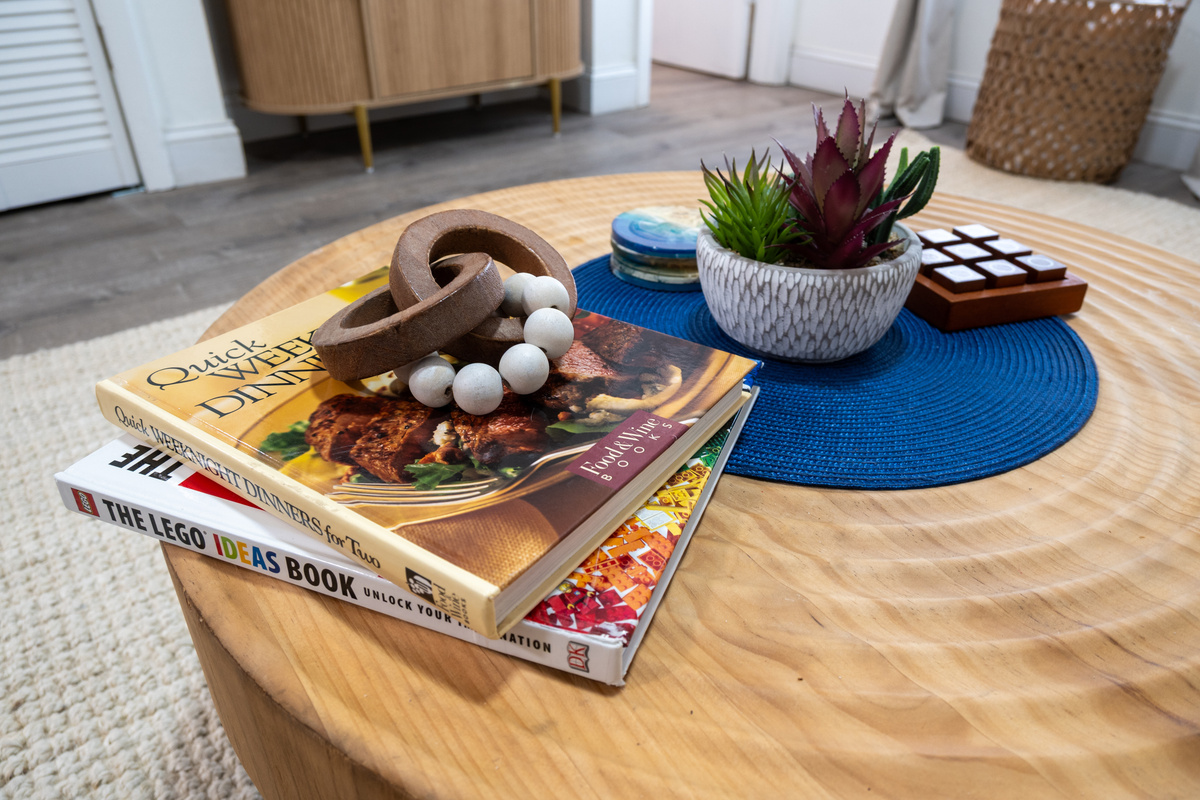 Beach reads and games waiting for you