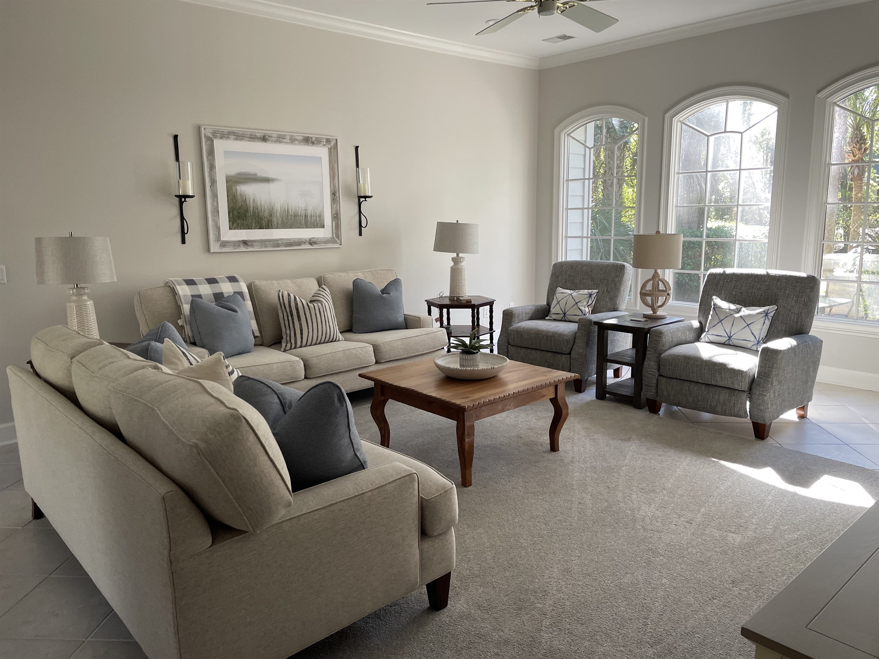 Great room with 10' ceilings and plenty of seating for family and guests