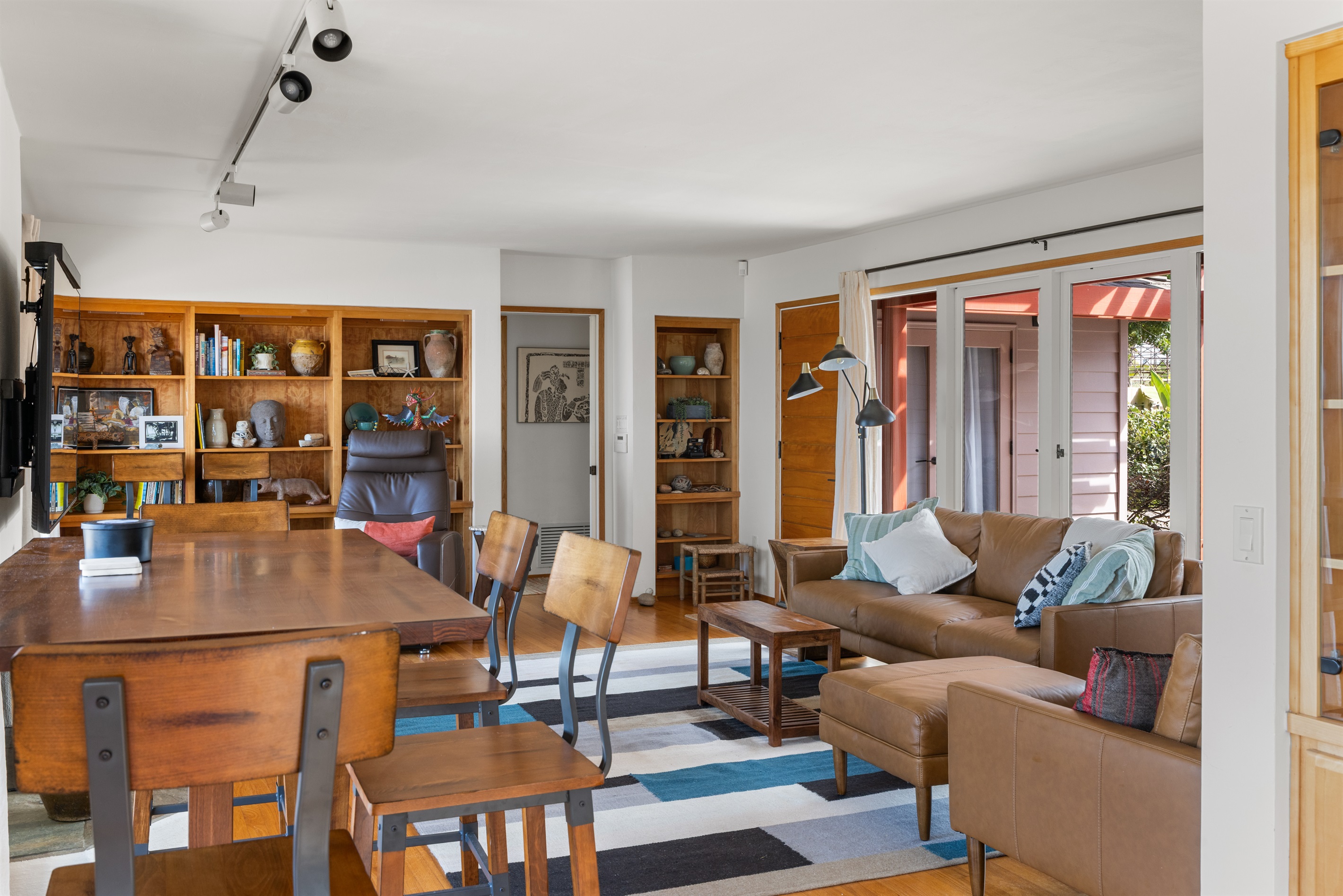 Living Room/Dining Room