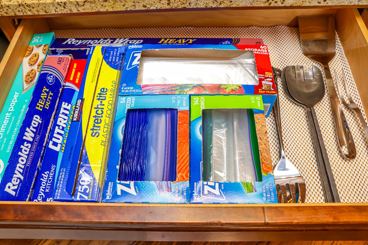 Guest-use consumables so you don't have to buy! Plus, serving ware (some of many).