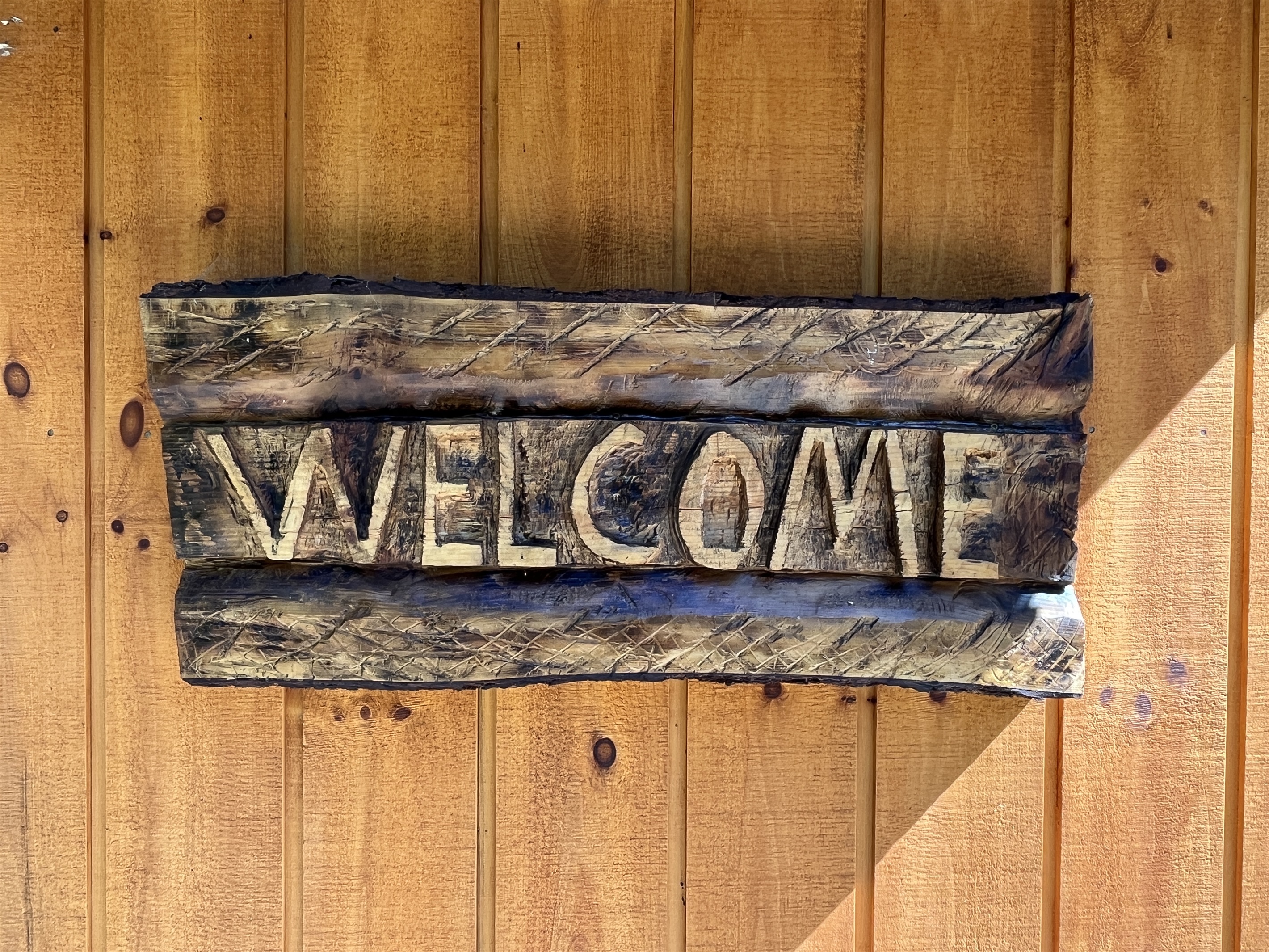 Knotty Pine Welcome Sign