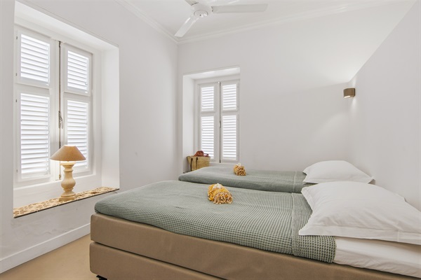 Heritage City Villa - Bedroom 3 | Ensuite bathroom