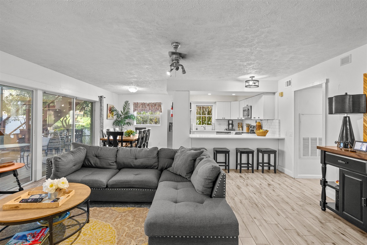 Spacious living room.