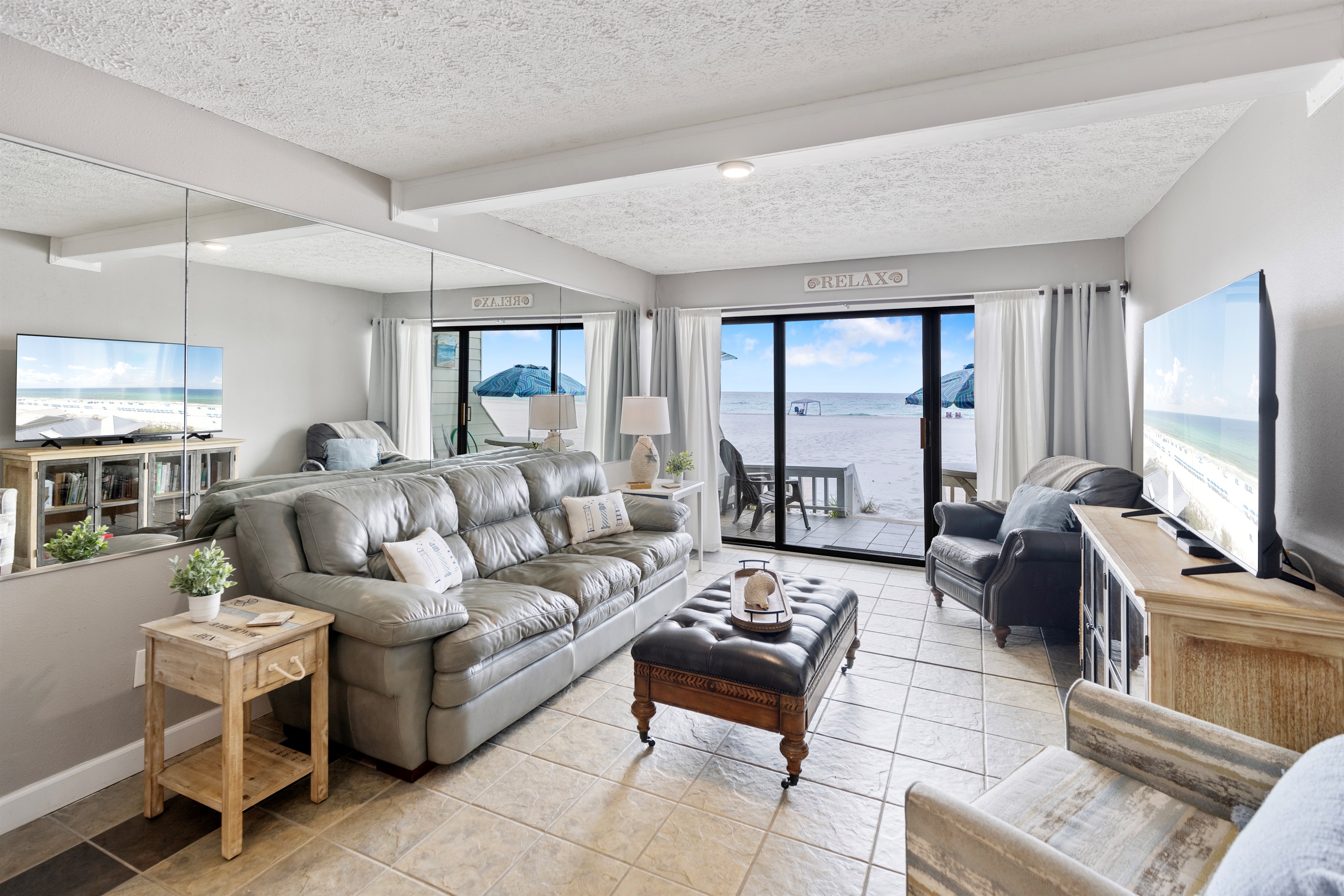 Living Room w/ Direct Walk on to Beach