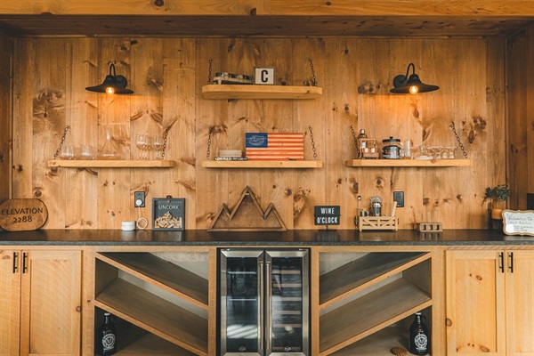 lockable dual temperature fridge for wine or beer