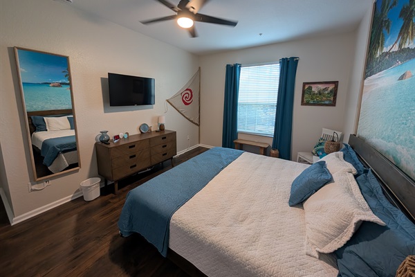 Enjoy some serenity in our beachy Moana Bedroom with a spacious king size bed!