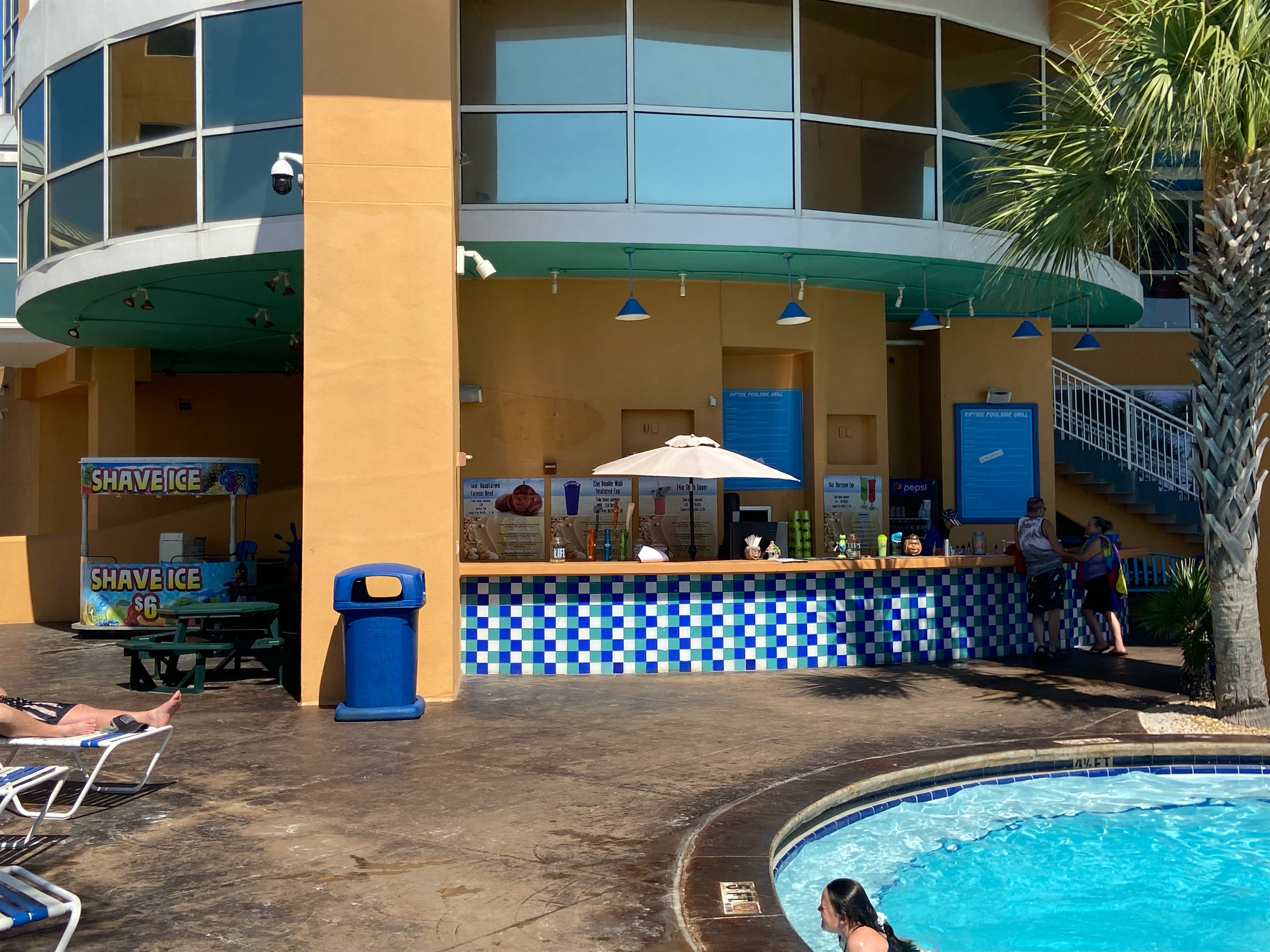 Poolside bar and grill