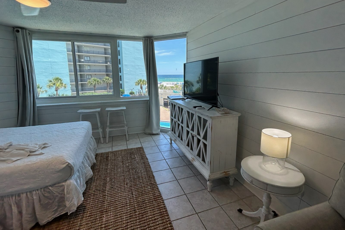 Relax with your favorite show or simply enjoy the beautiful Gulf views from the comfort of your beachfront studio.