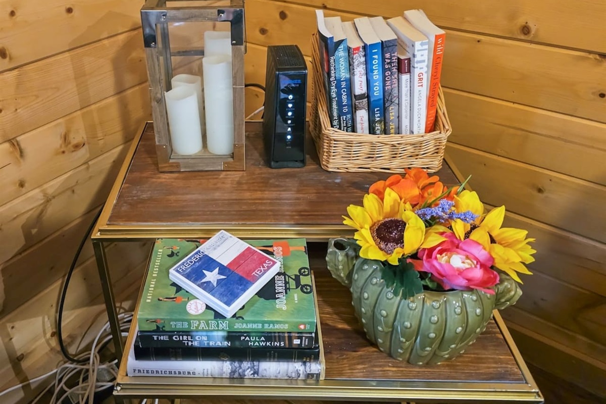 Curl up with a good book and a cup of coffee, Texas-style—this reading nook has you covered.