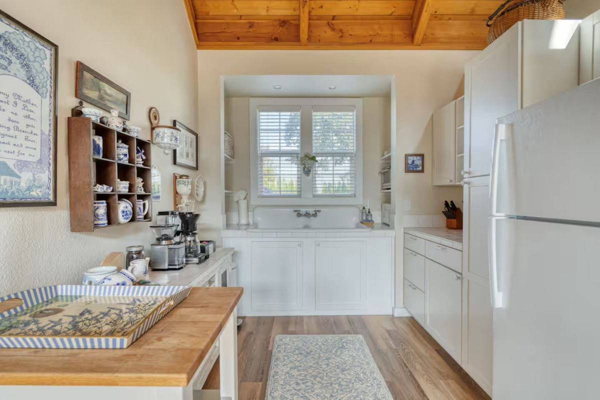 Kitchenette