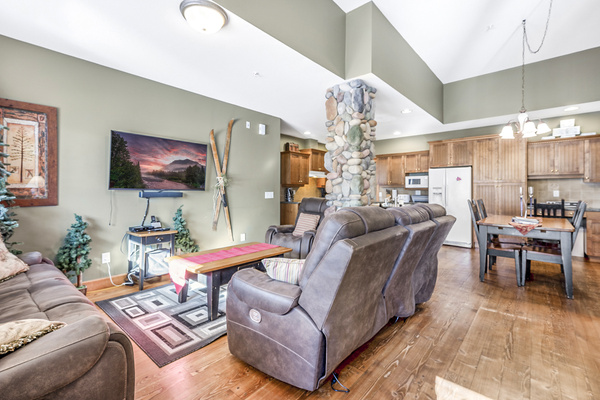Living room with recliners and 55" TV