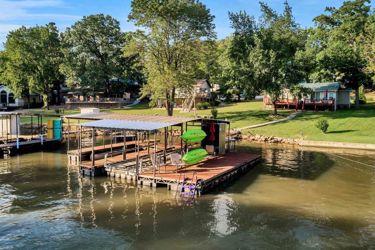 Located on the 34.5mile market by water, cove between Captain Ron’s and Hurricane Deck Bridge.