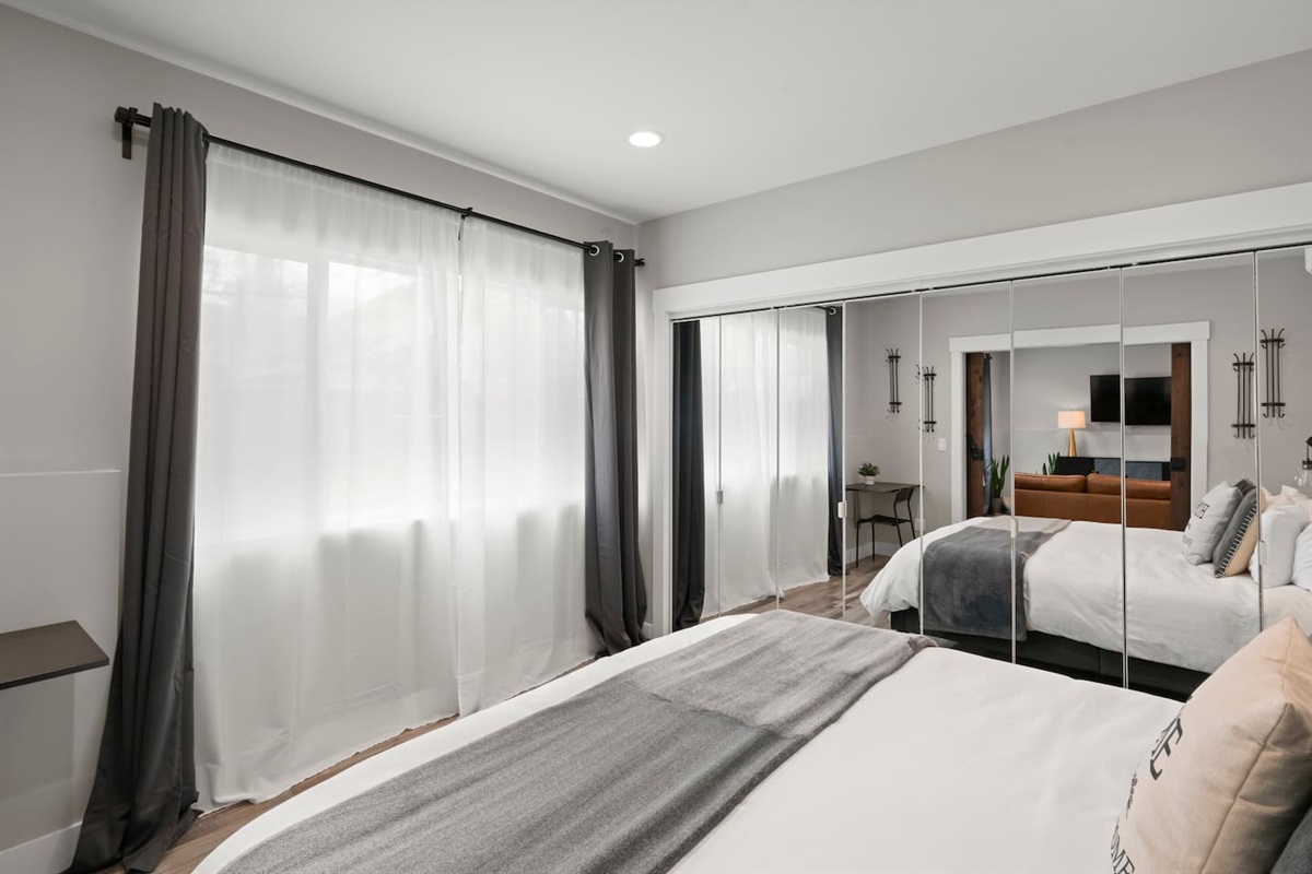 Drift off in darkness or wake to gentle morning light — each bedroom offers just the right setting for deep rest or a peaceful start to your day.