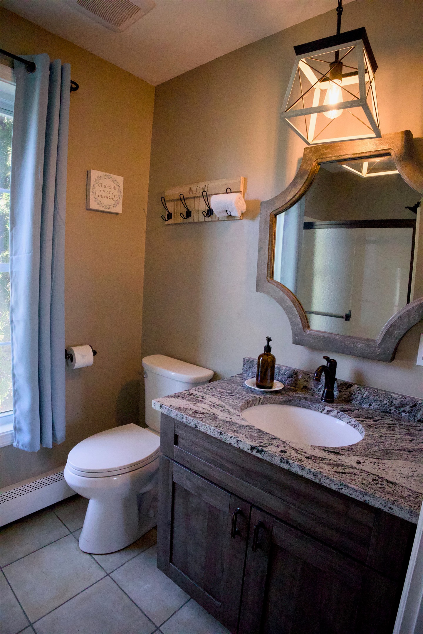 Main Floor Full Bath