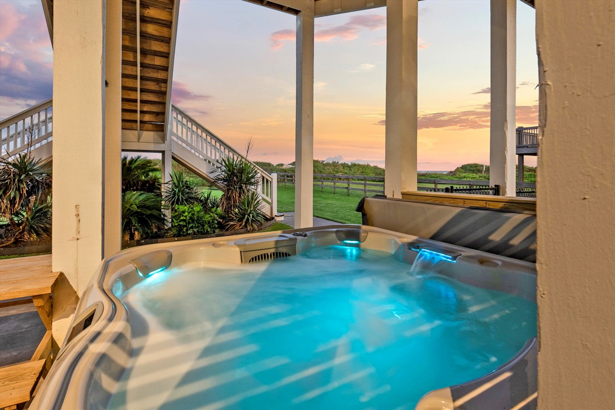 f8923b9f88384837a208b0cca2bfe2d5 Large | Beachhouse | Texas | TX | Vacation Homes | Galveston | Crystal Beach | Kokomo | Breezy Days | Beachfront Elegance | Sunrise Serenity | Southern Sands Property Management, LLC