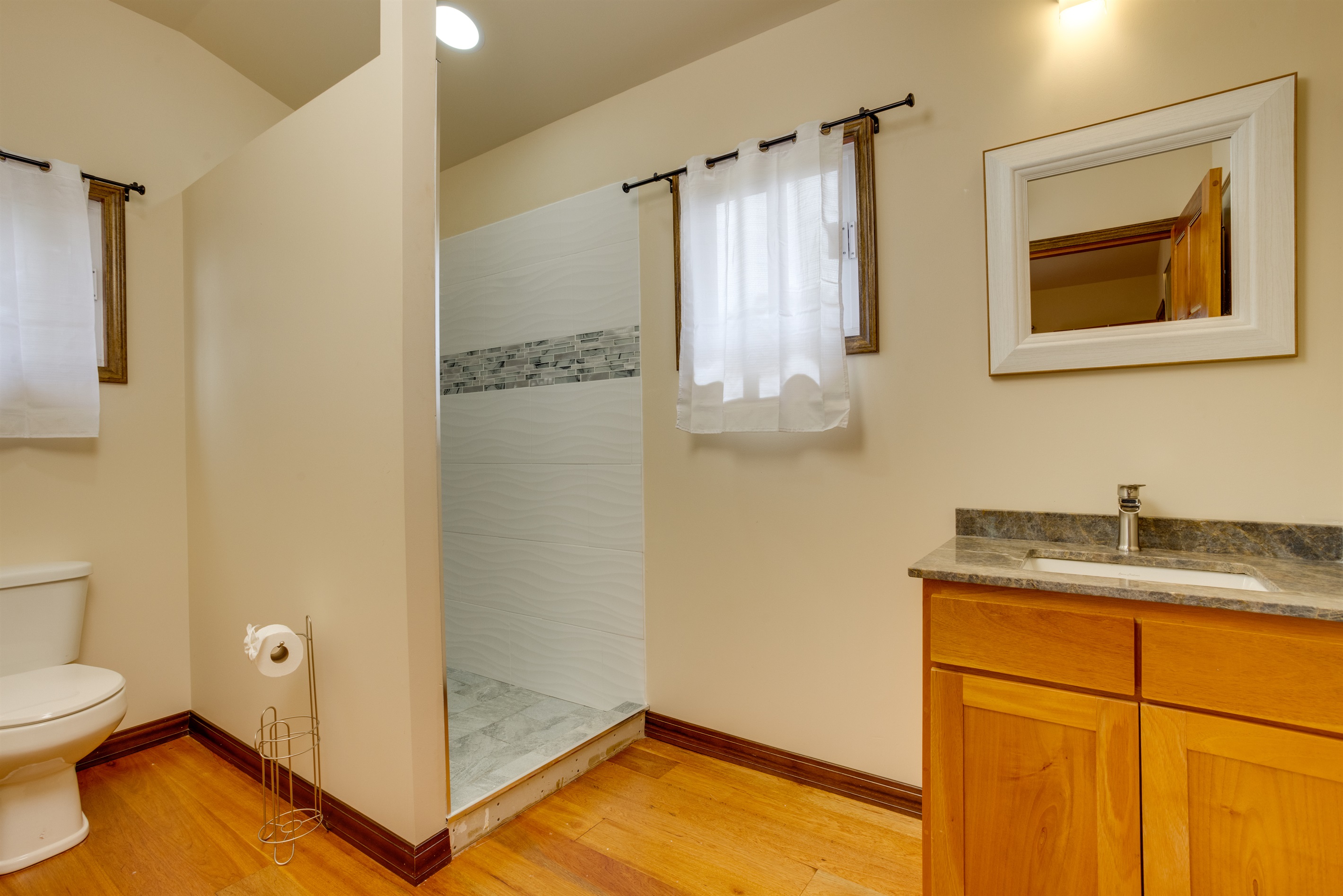 Cabana 2 East Bathroom