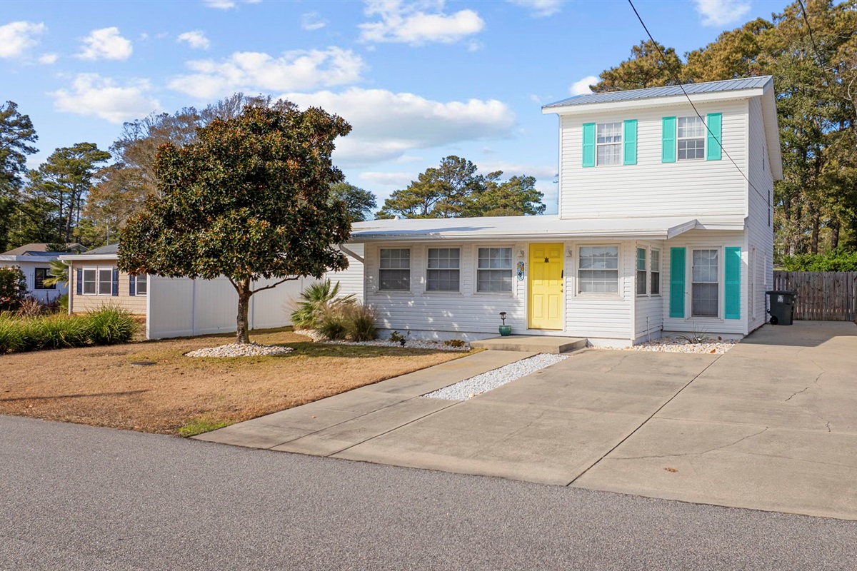 Private Home, Pool and Parking