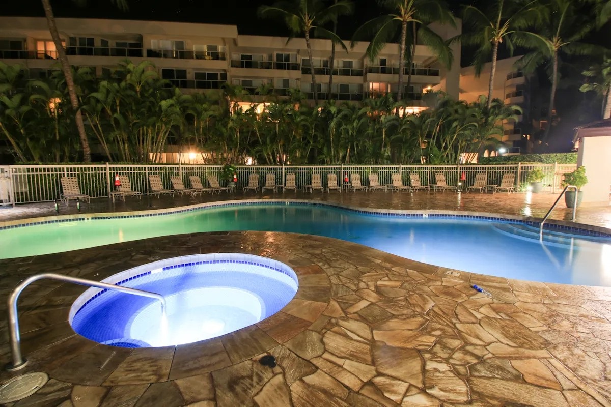 Pool & Hot Tub