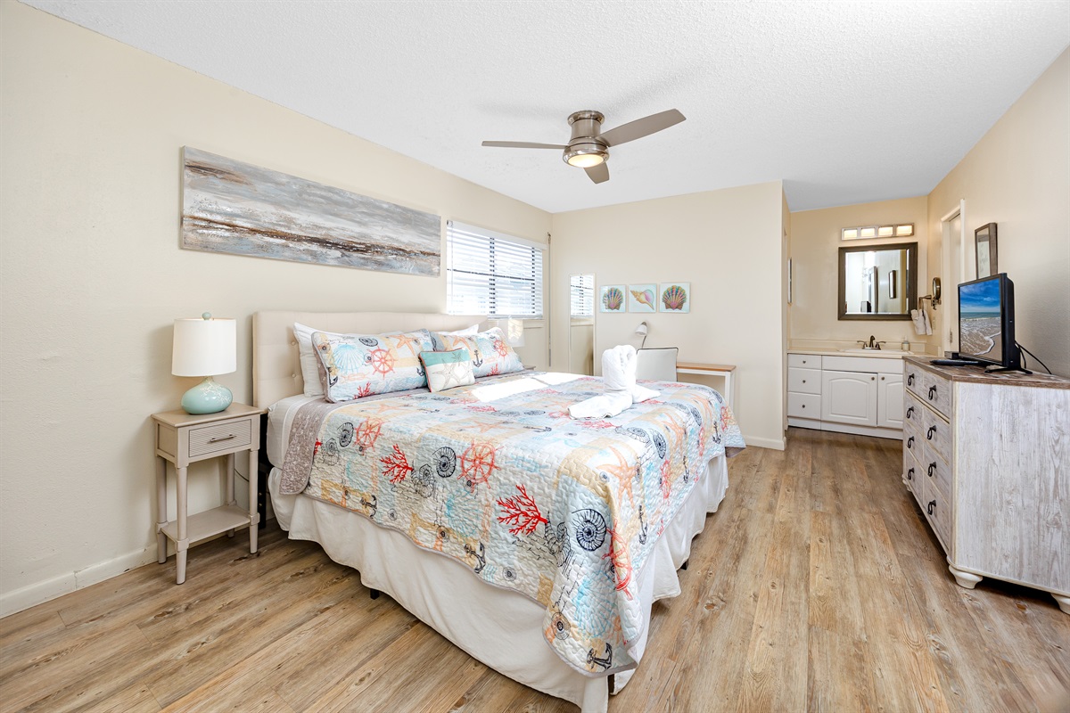 Master Bedroom with Ensuite Bathroom