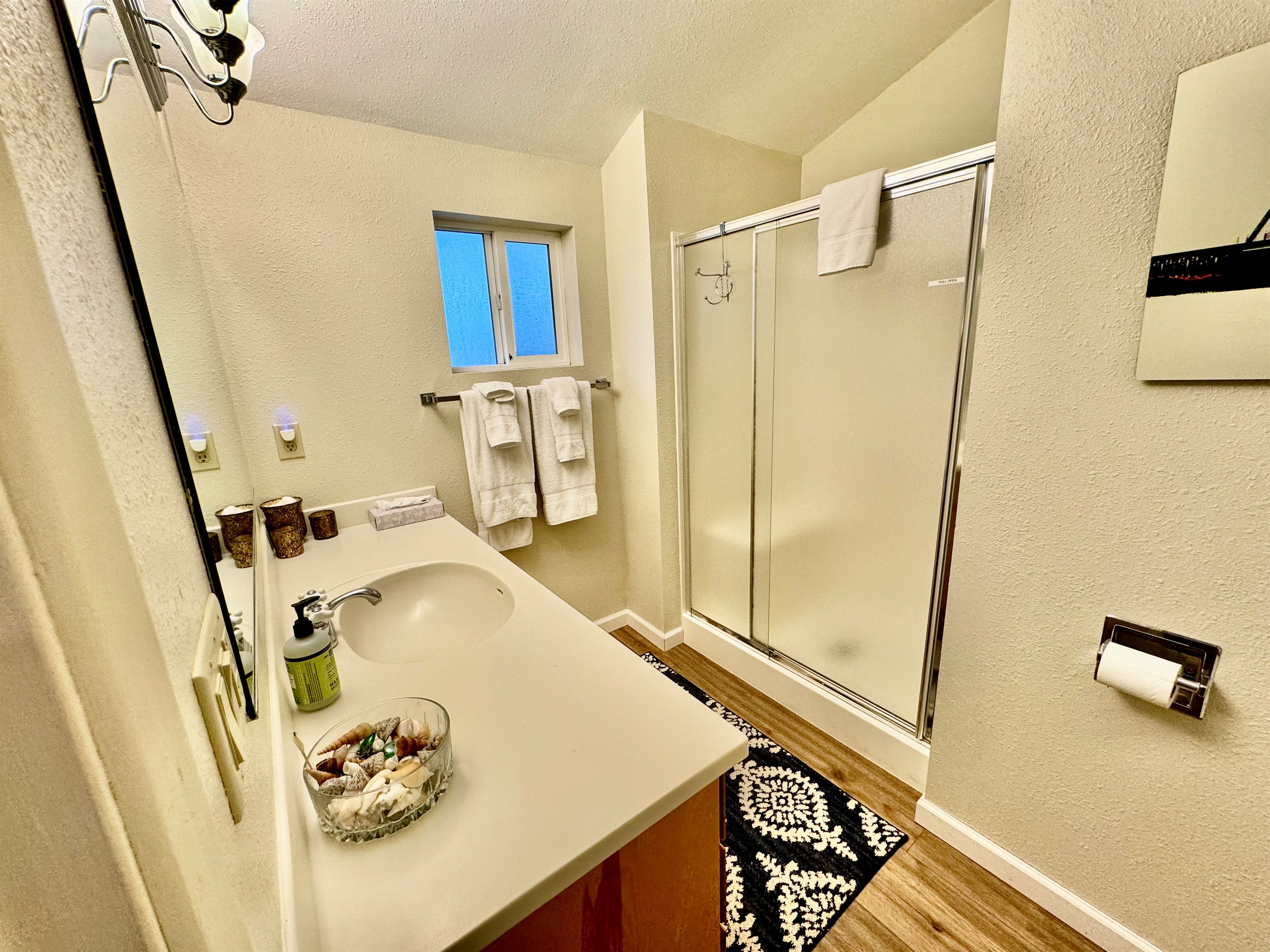 ensuite bath with shower