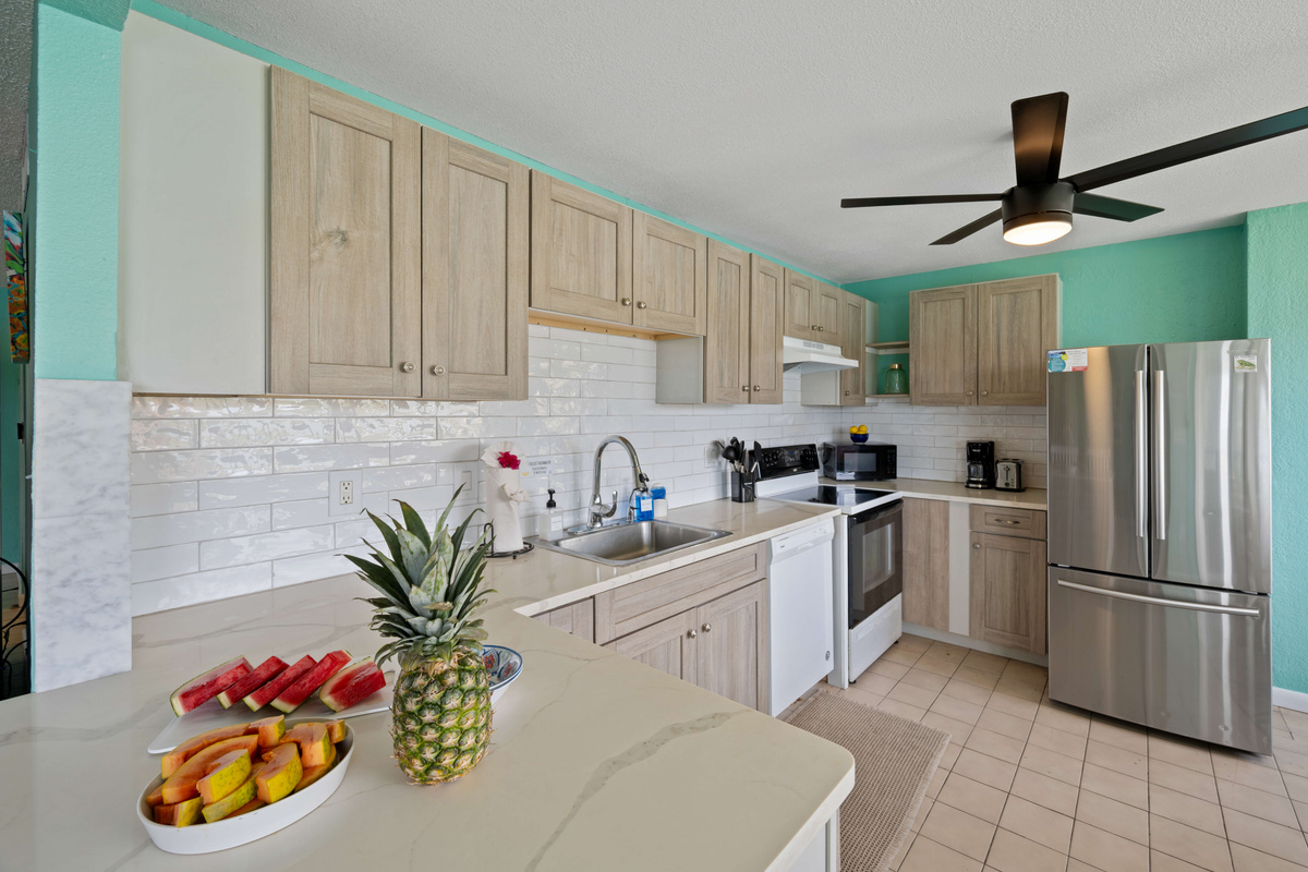Fully equipped kitchen ready for everything from breakfast to dinner.
