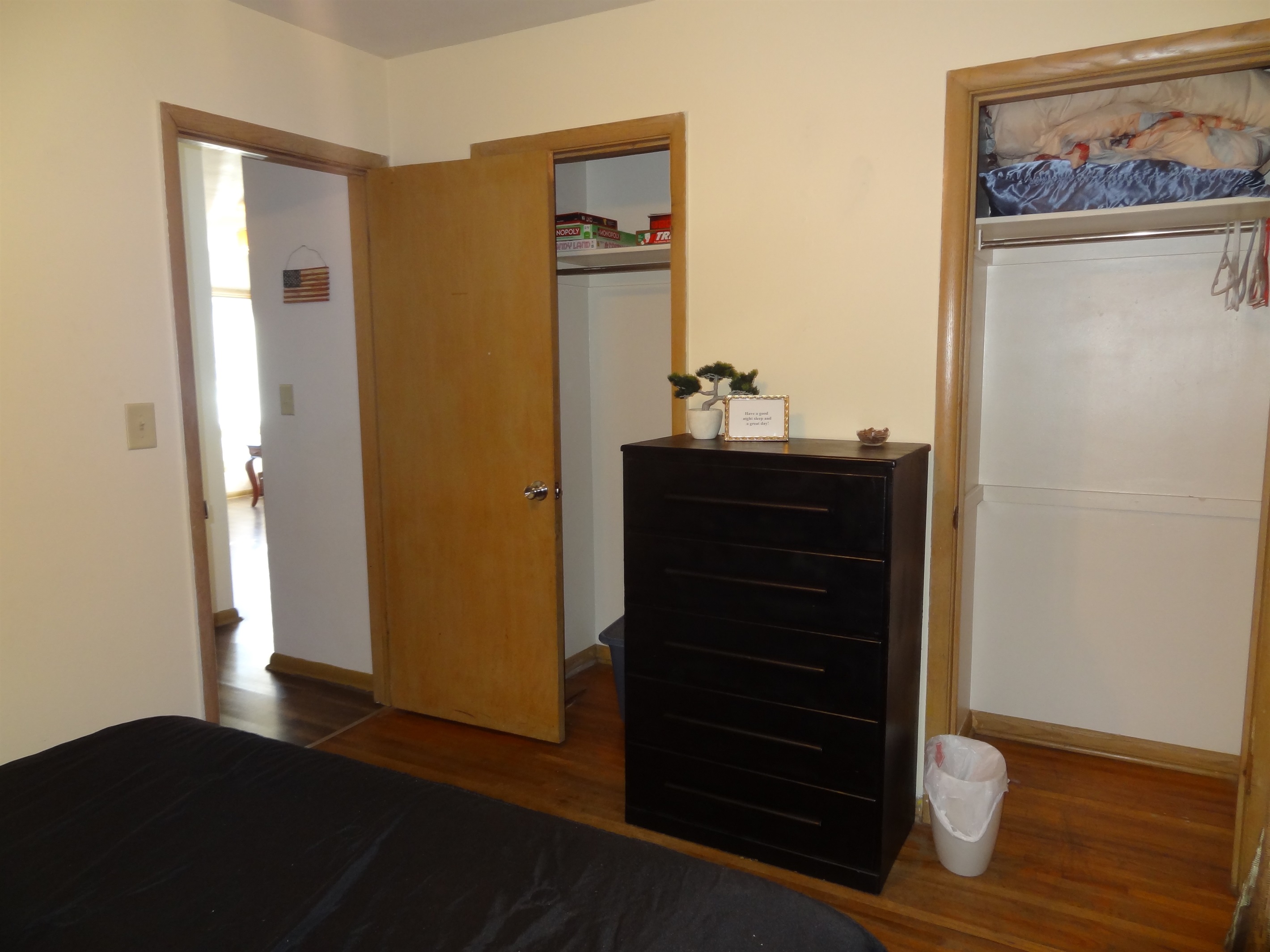 2nd Bedroom with queen bed, dresser, ceiling fan