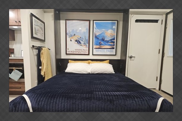 Murphy bed: Full-size bed.