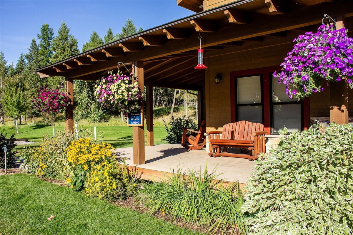 Parking, sitting, gift shop