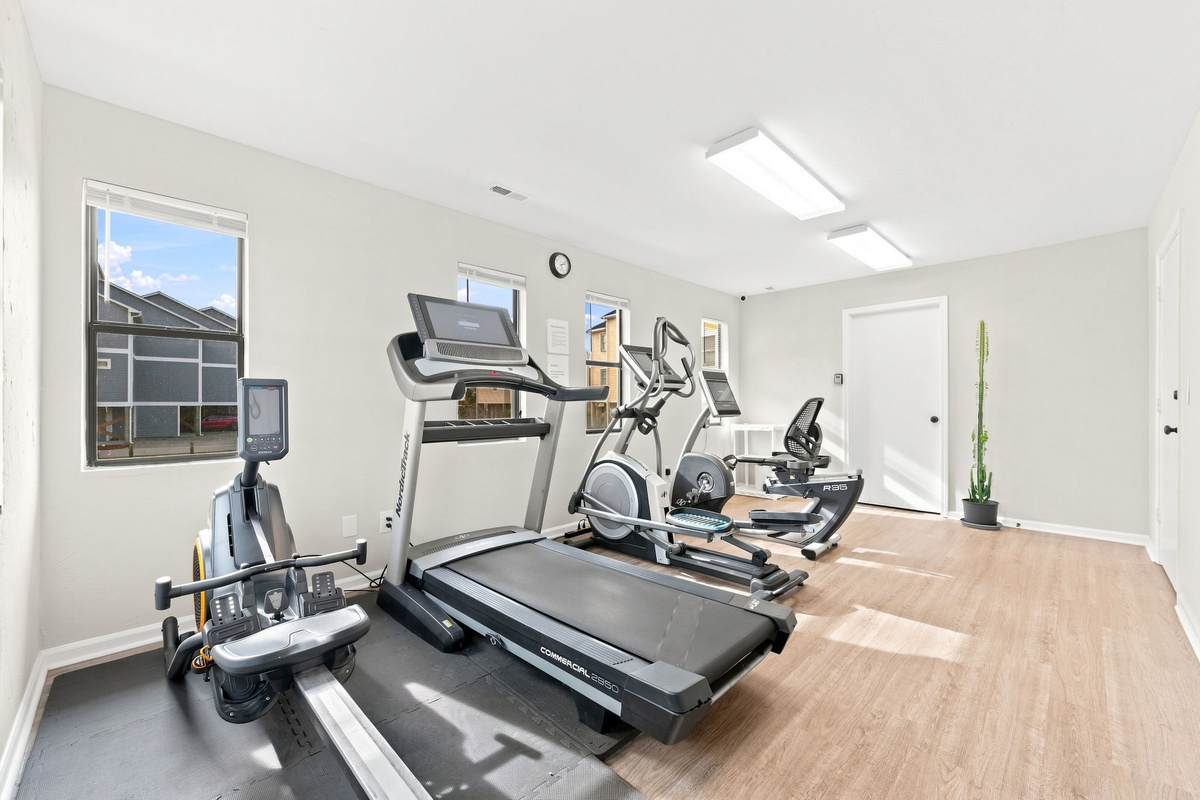 A convenient community fitness center makes it easy to squeeze in a workout while enjoying your coastal getaway. 