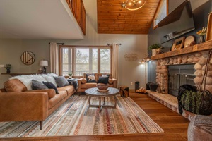 Brown Bear Cabin vacation rental in Nekoosa, WI near Sand Valley Golf Resort
