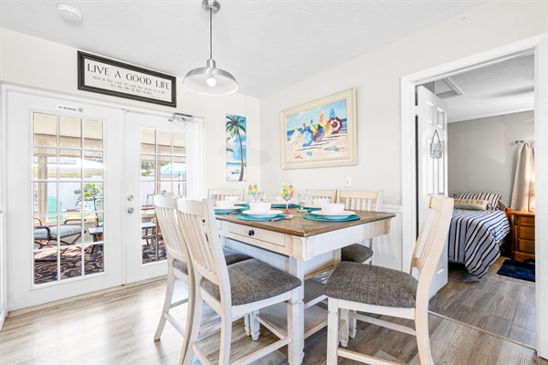 Dining are with direct access to the Screened in Patio!