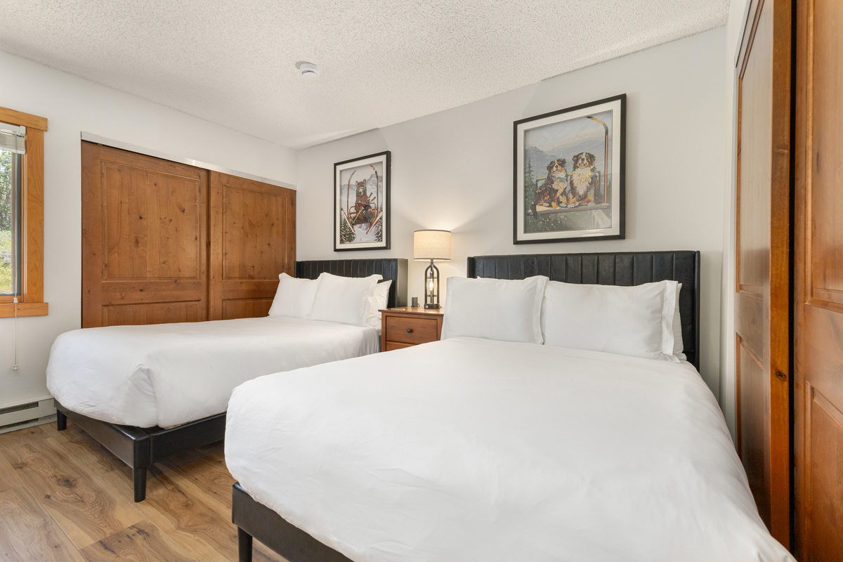 Bedroom #2 | 2 Full Beds