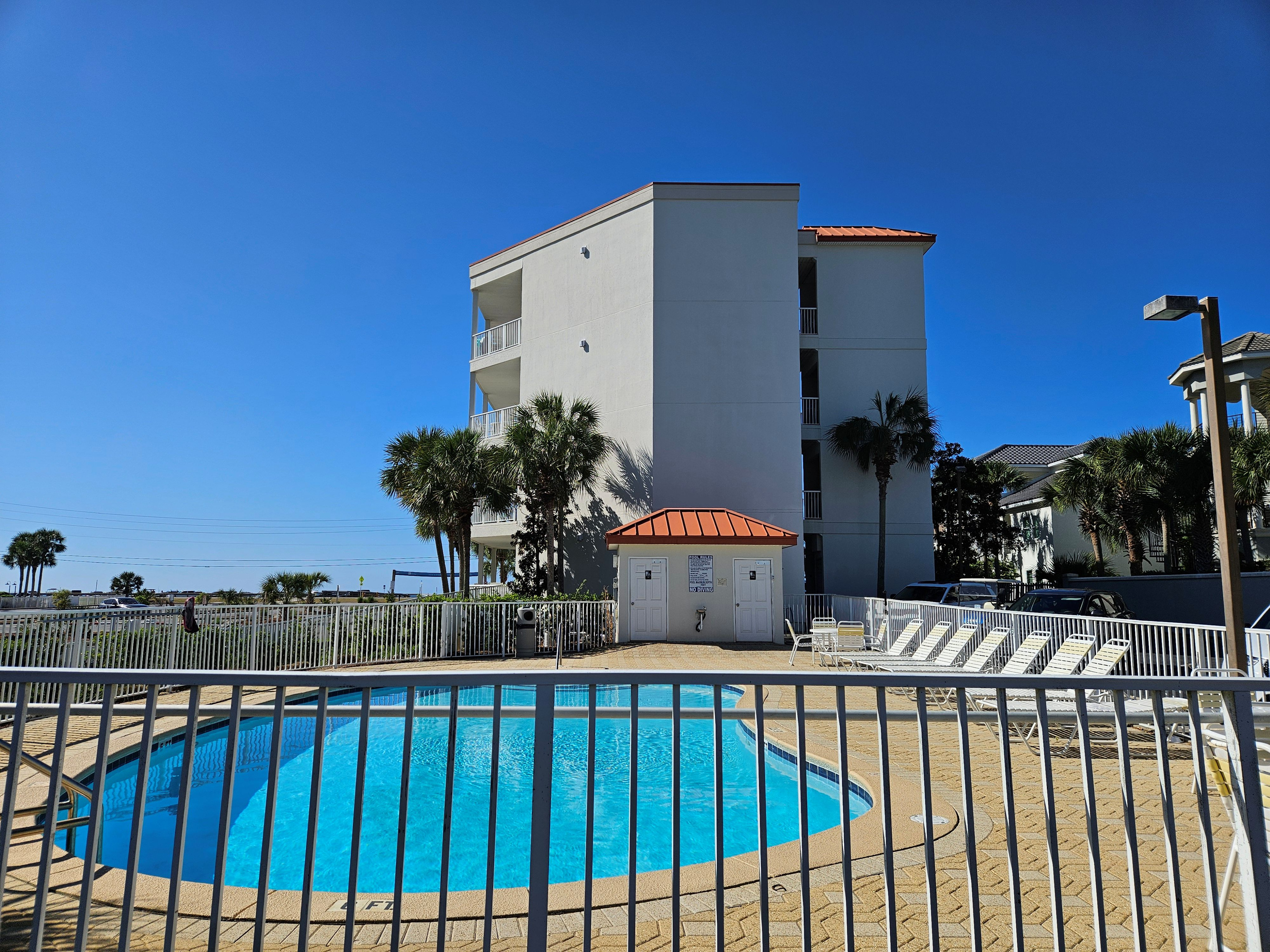Community pool