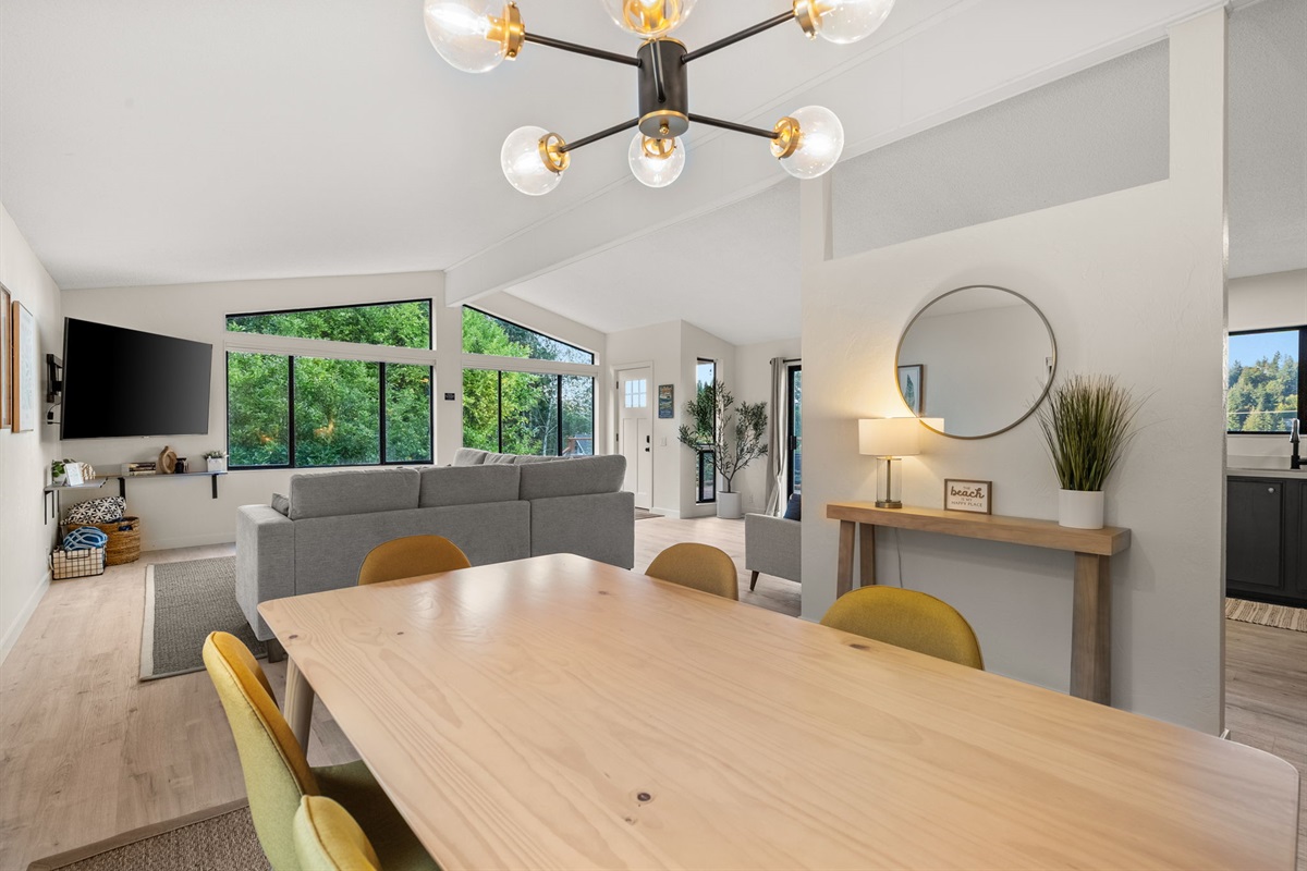 Cozy yet open dining area that flows seamlessly into the living space