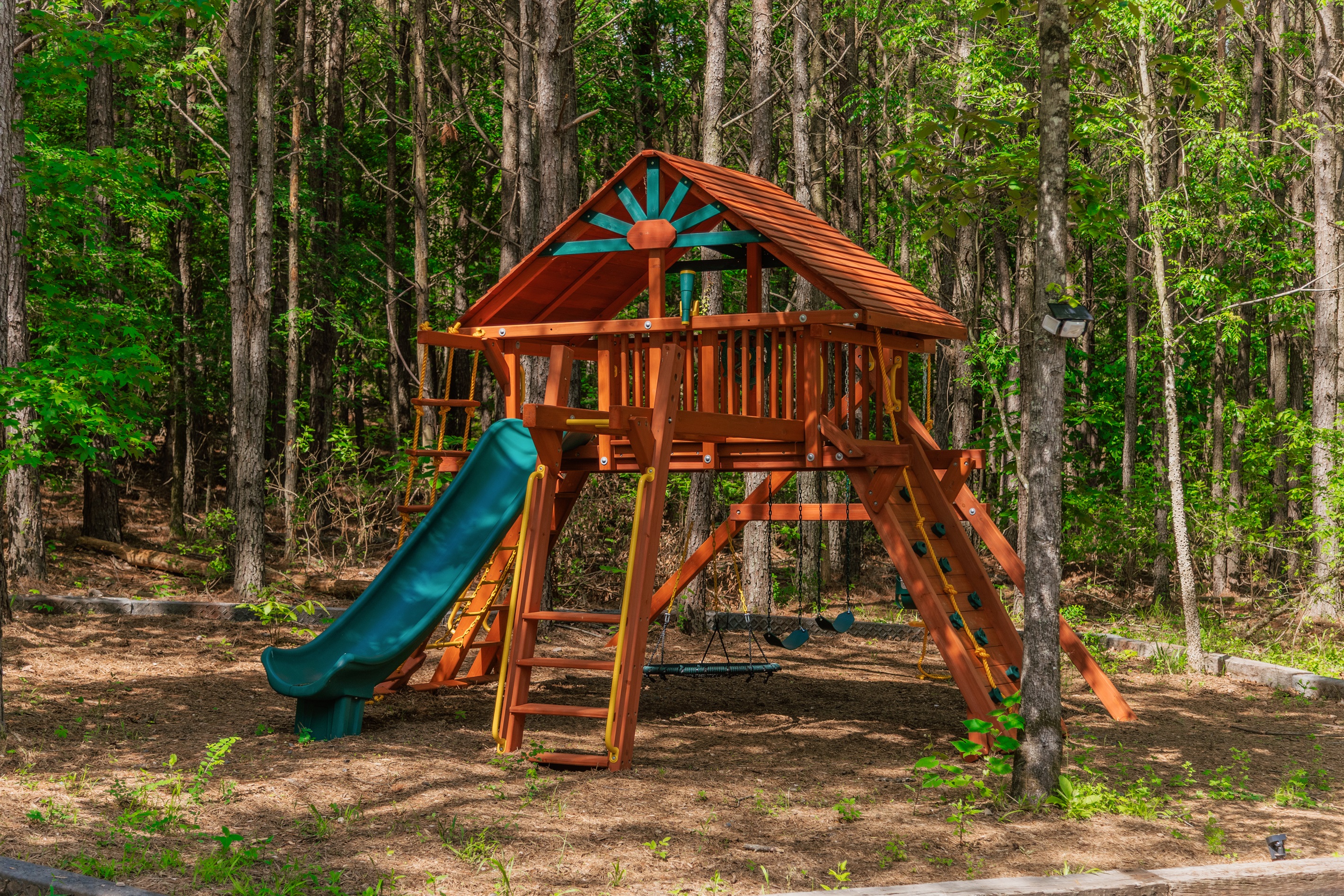 Kid Zone - for hours of fun in the forest!