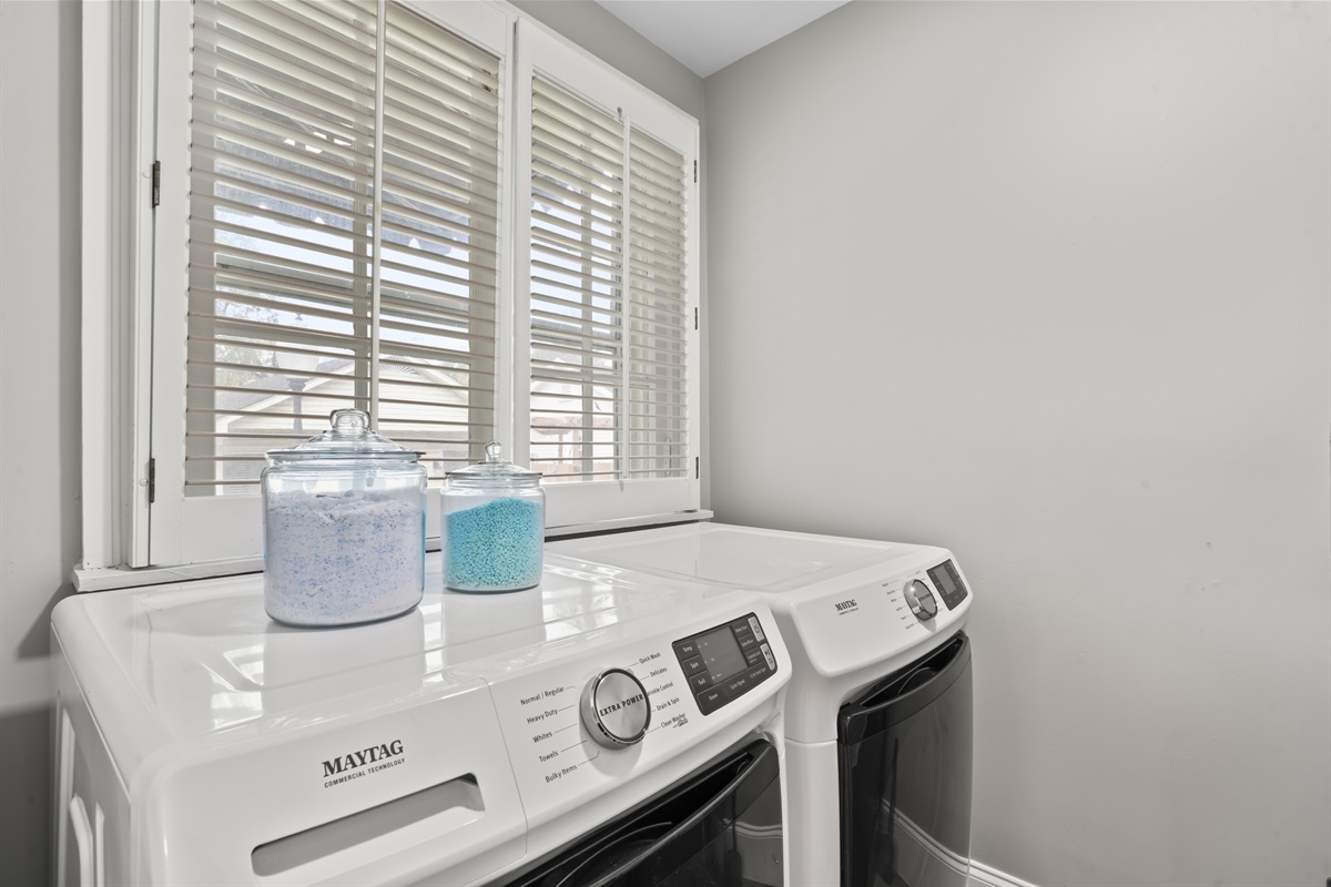 Full Size Washer & Dryer