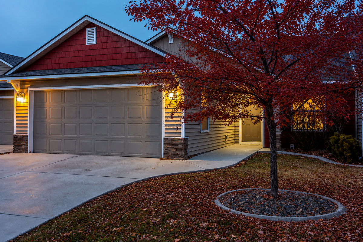 Beautiful townhome twilight shot