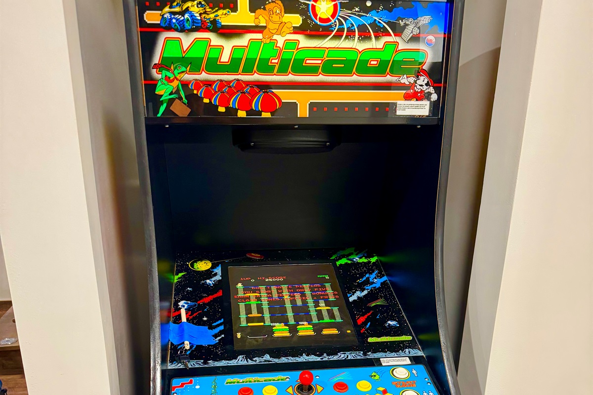 Full size commercial multicade arcade game with 40 different games!