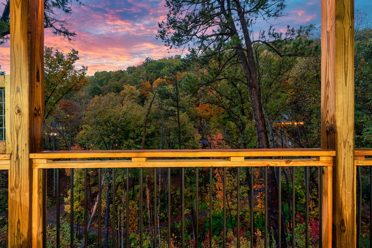 Scenic serenity: A mountain view to remember