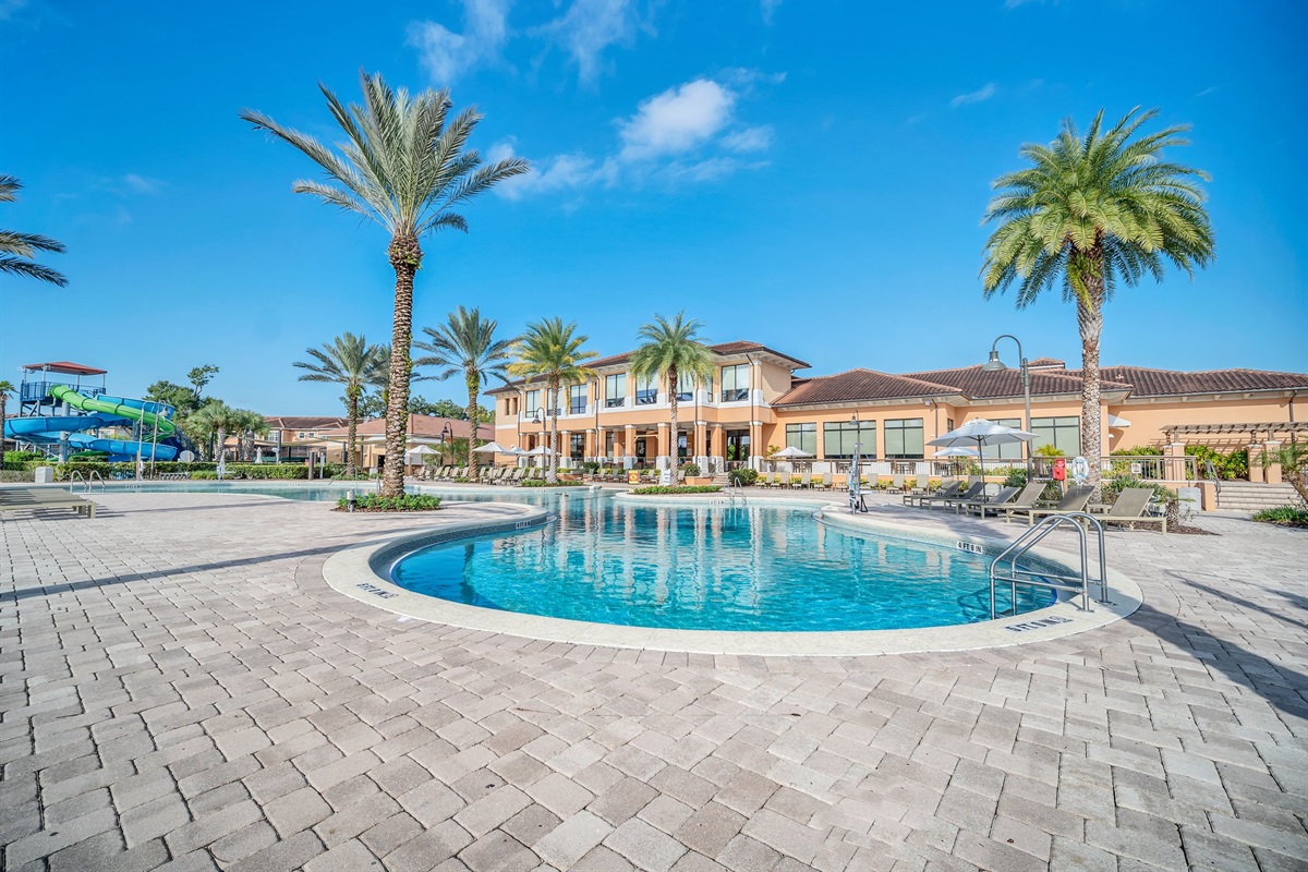Relax poolside